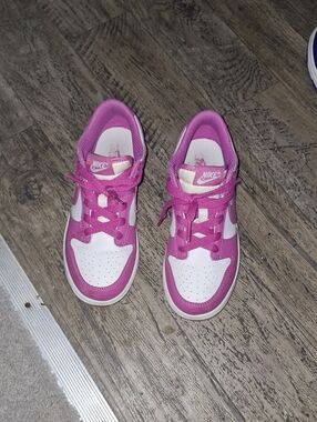 Nike Kids Pink and White Sneakers - Low Top Lace-Up